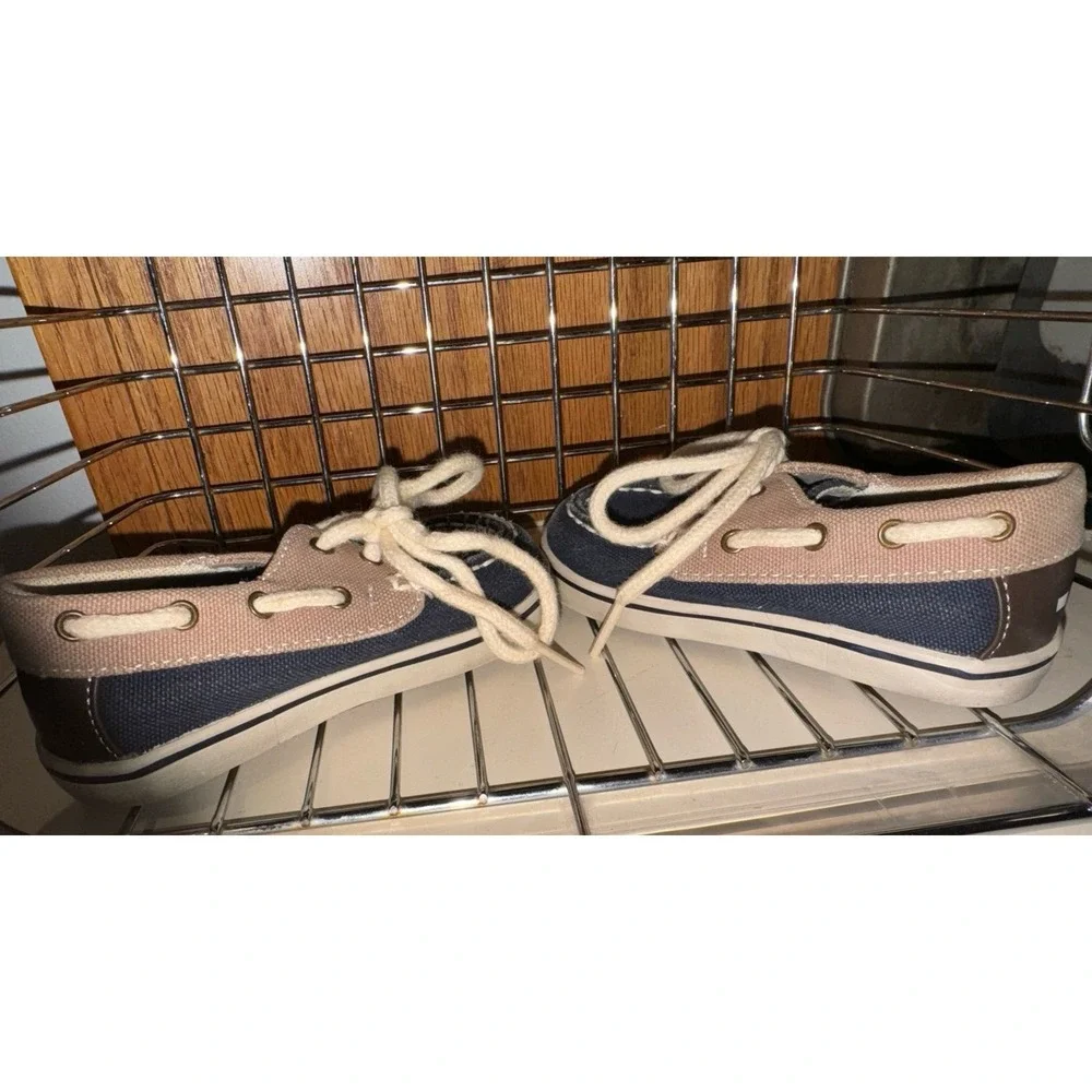 Tommy Hilfiger excellent except