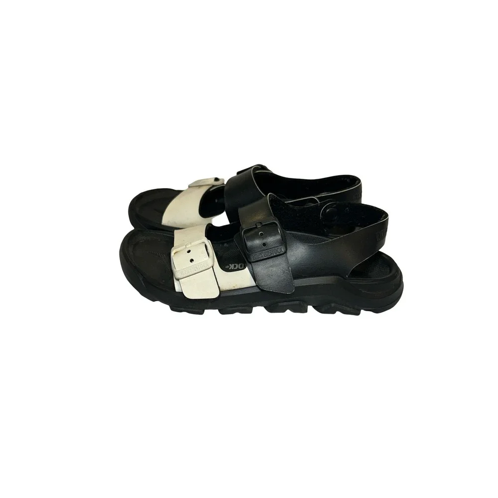 Birkenstock mogami sandals