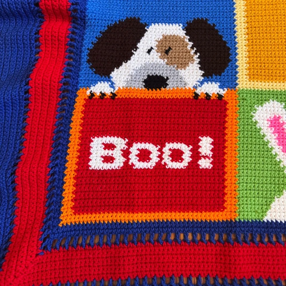 Handmade crochet peek