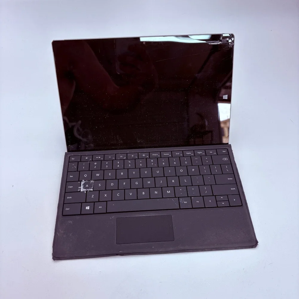 Microsoft Surface 3 Model 1645 128GB Silver Tablet FOR PARTS