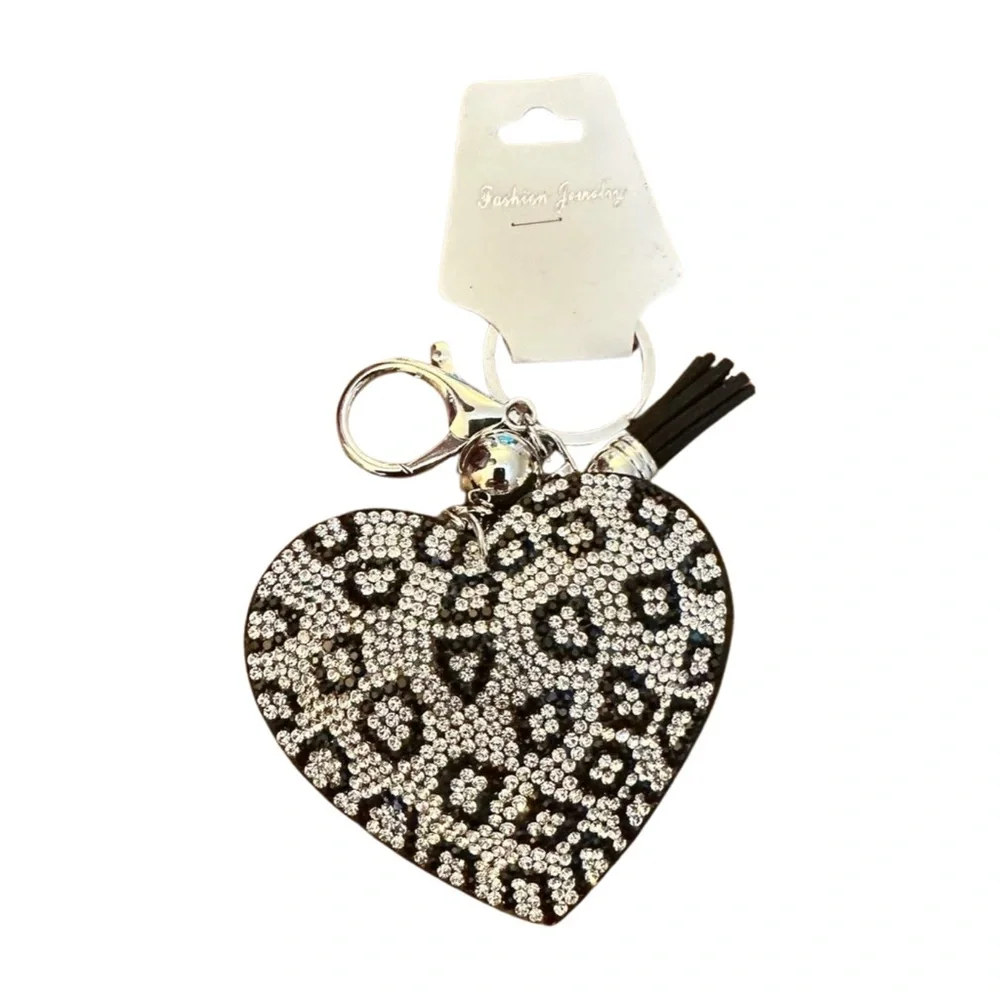 Fashion Jewelry Black and Silver Leopard Heart‎ Keychain