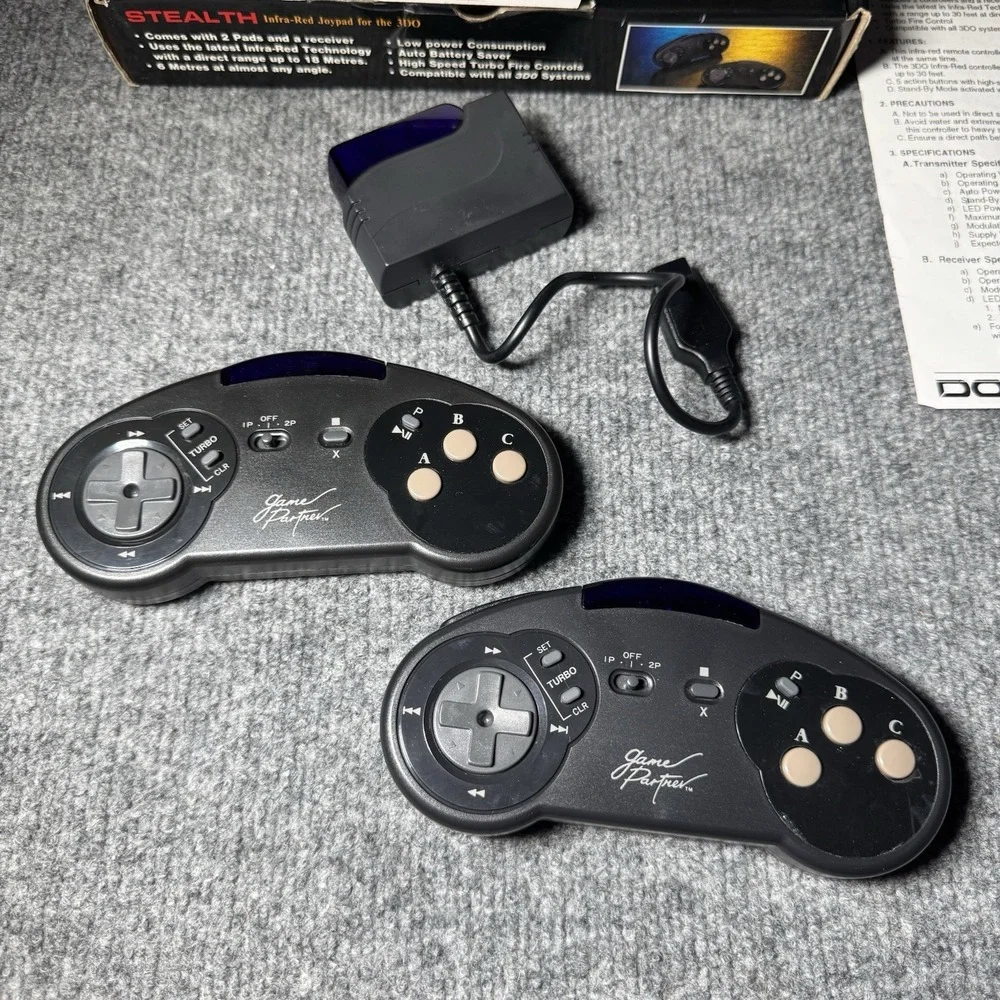 Stealth Infra-Red Joypad‎ Controller for the Panasonic 3DO Complete in Box