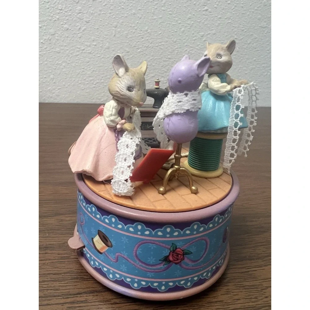 Enesco mini action