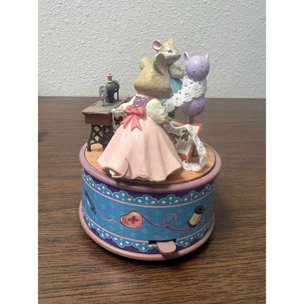 Enesco mini action