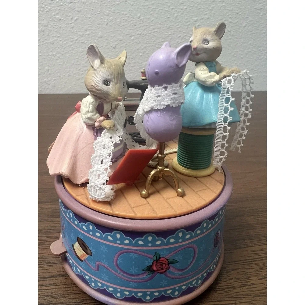 Enesco mini action