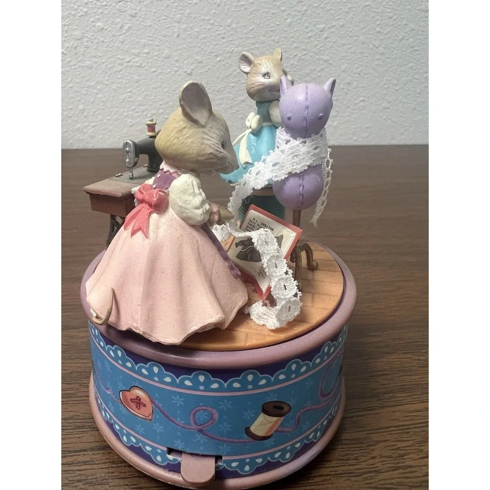 Enesco mini action