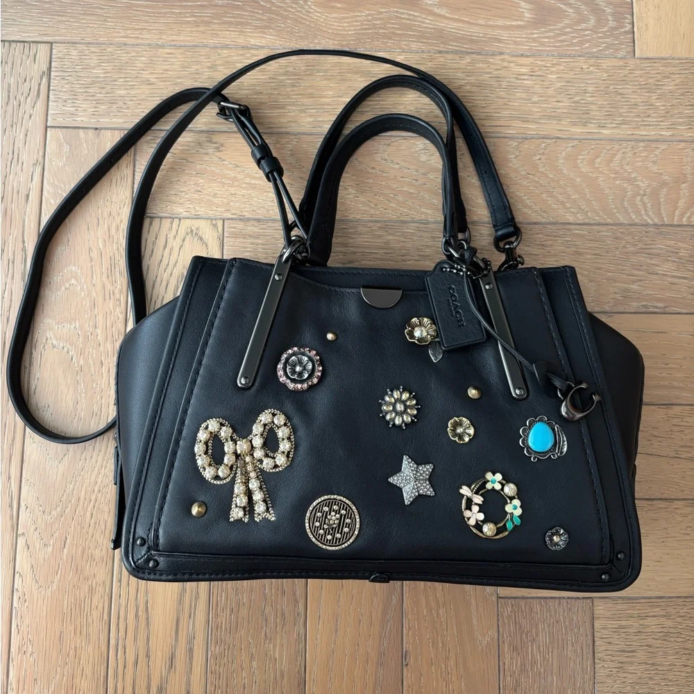 Coach excellent comes