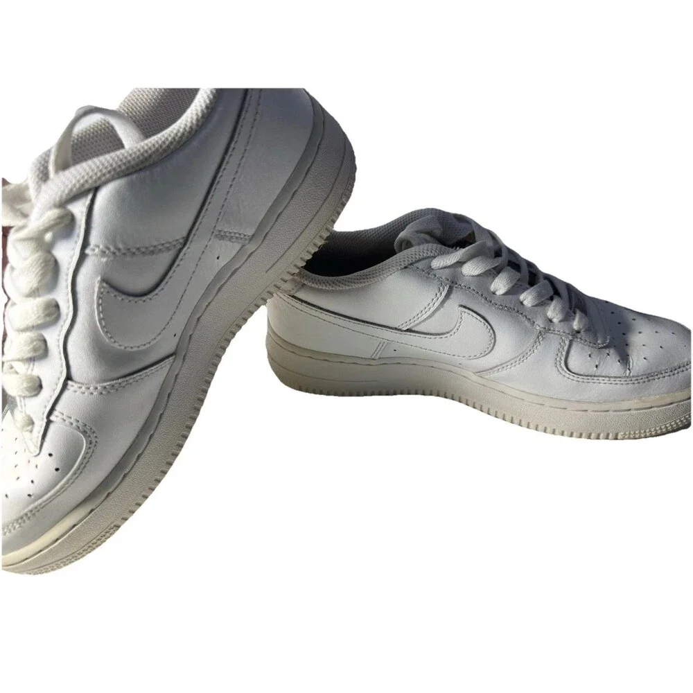 Nike iconic low
