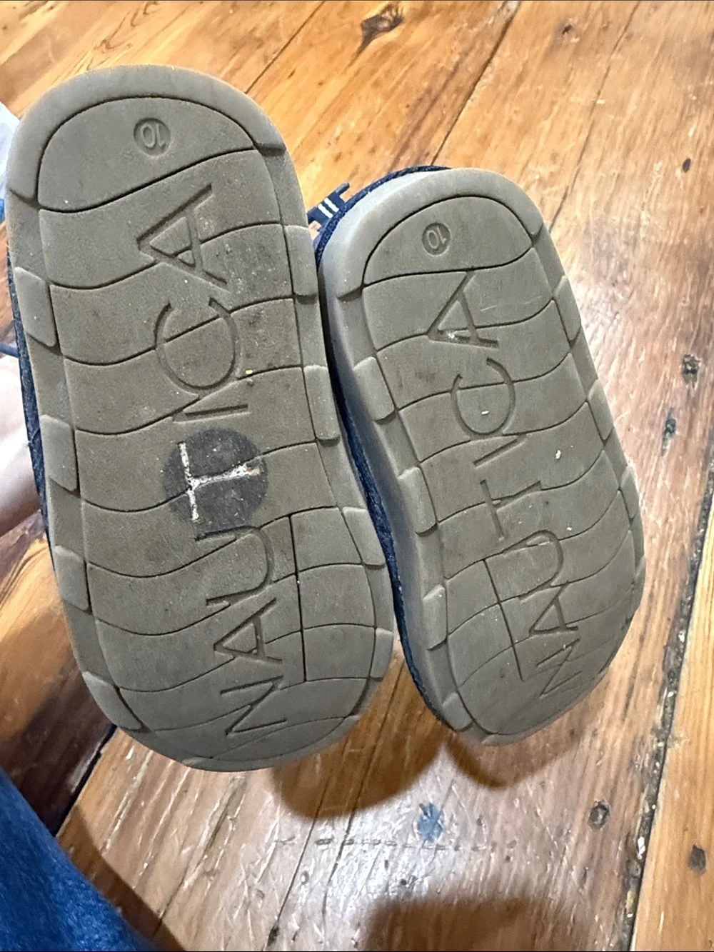 Nautica suede upper