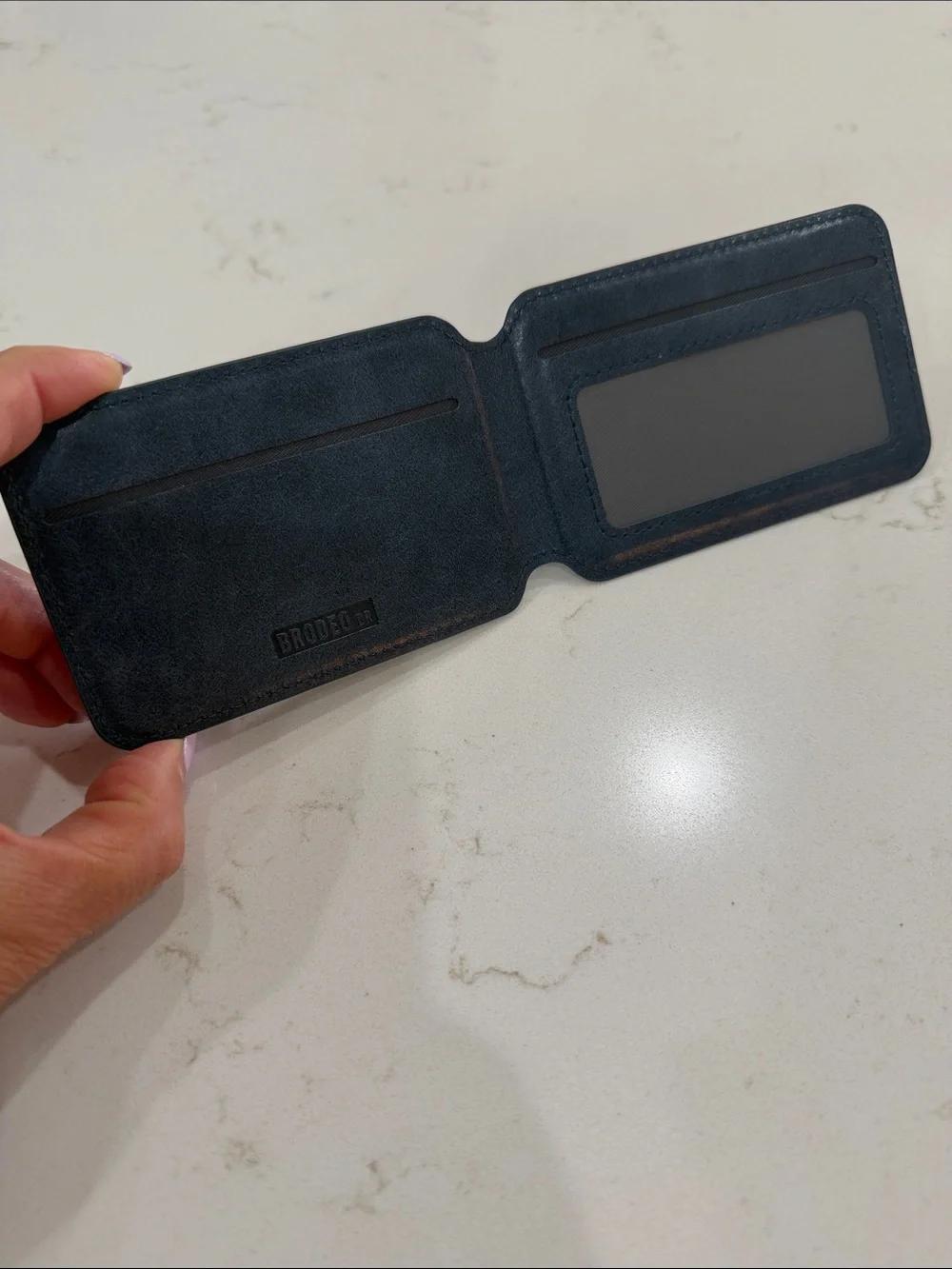 N/A slim leather