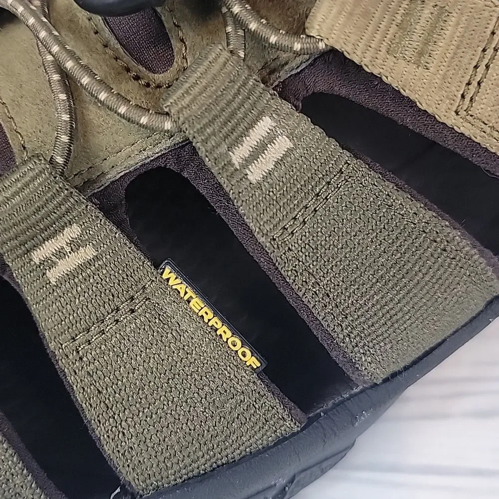 Keen performance shoe lightweight