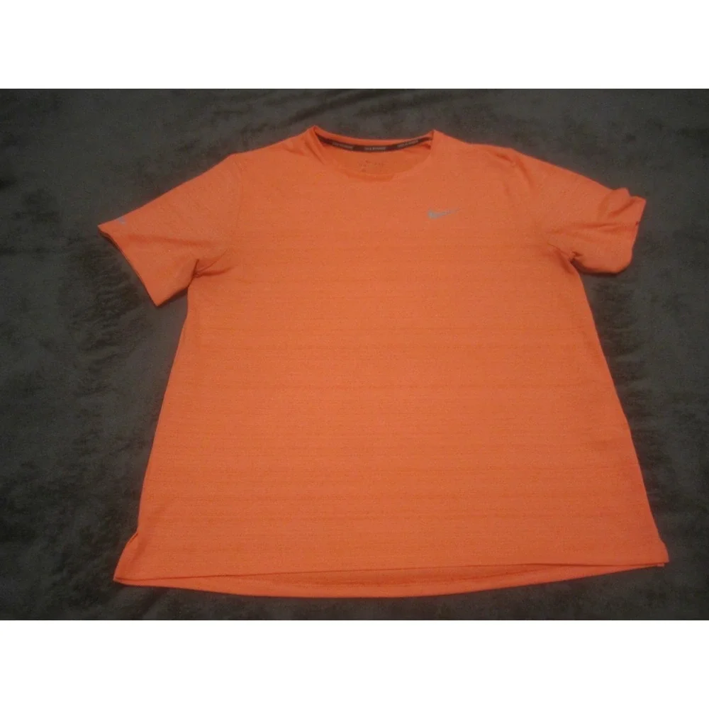 Nike Shirt Mens Medium Orange Running Short Sleeve Dri-Fit‎ Crew Neck Athletic
