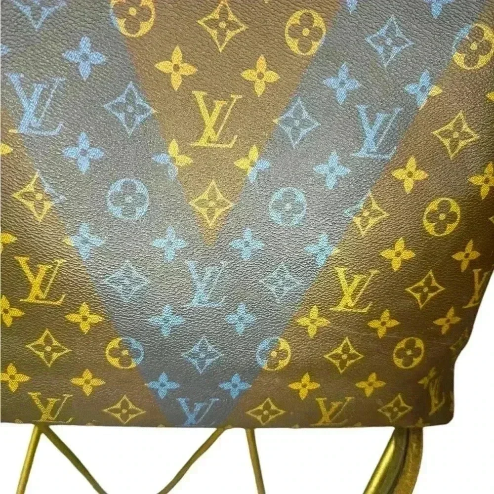 Louis Vuitton authentic louis