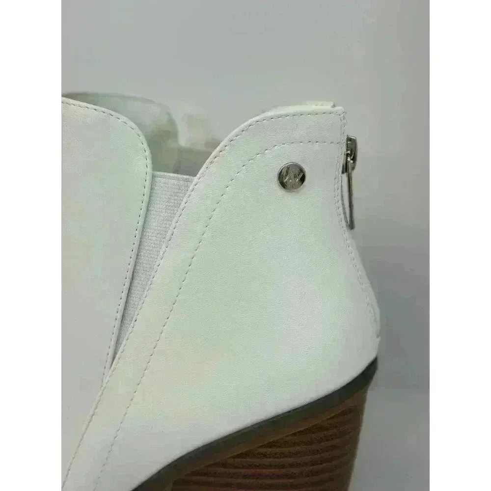 Kayleen Los Angeles these white