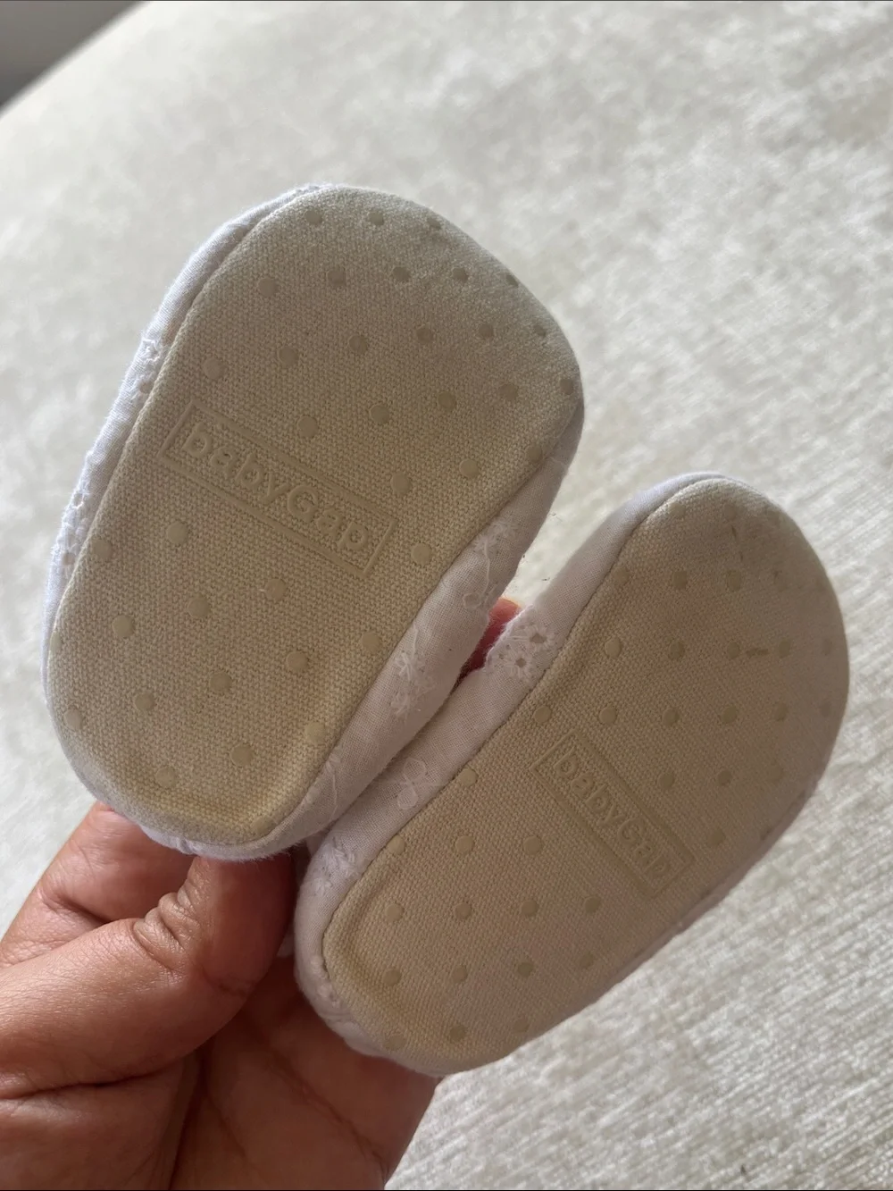 GAP soft white