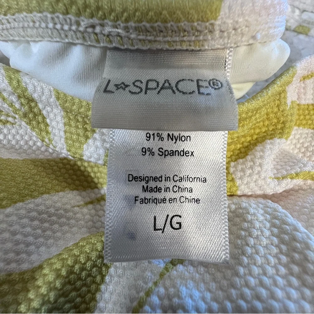 l*space ships fast