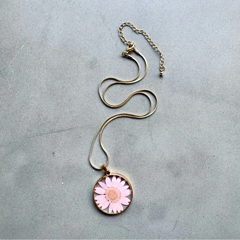 Handmade Dried Pink Daisy Gold Pendant Necklace