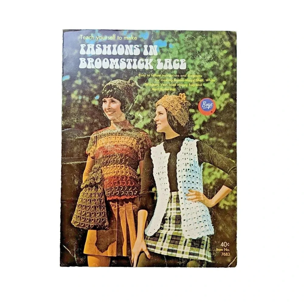 VTG Teach Yourself to Make‎ FASHIONS IN BROOMSTICK LACE Pattern Leaflet #7683