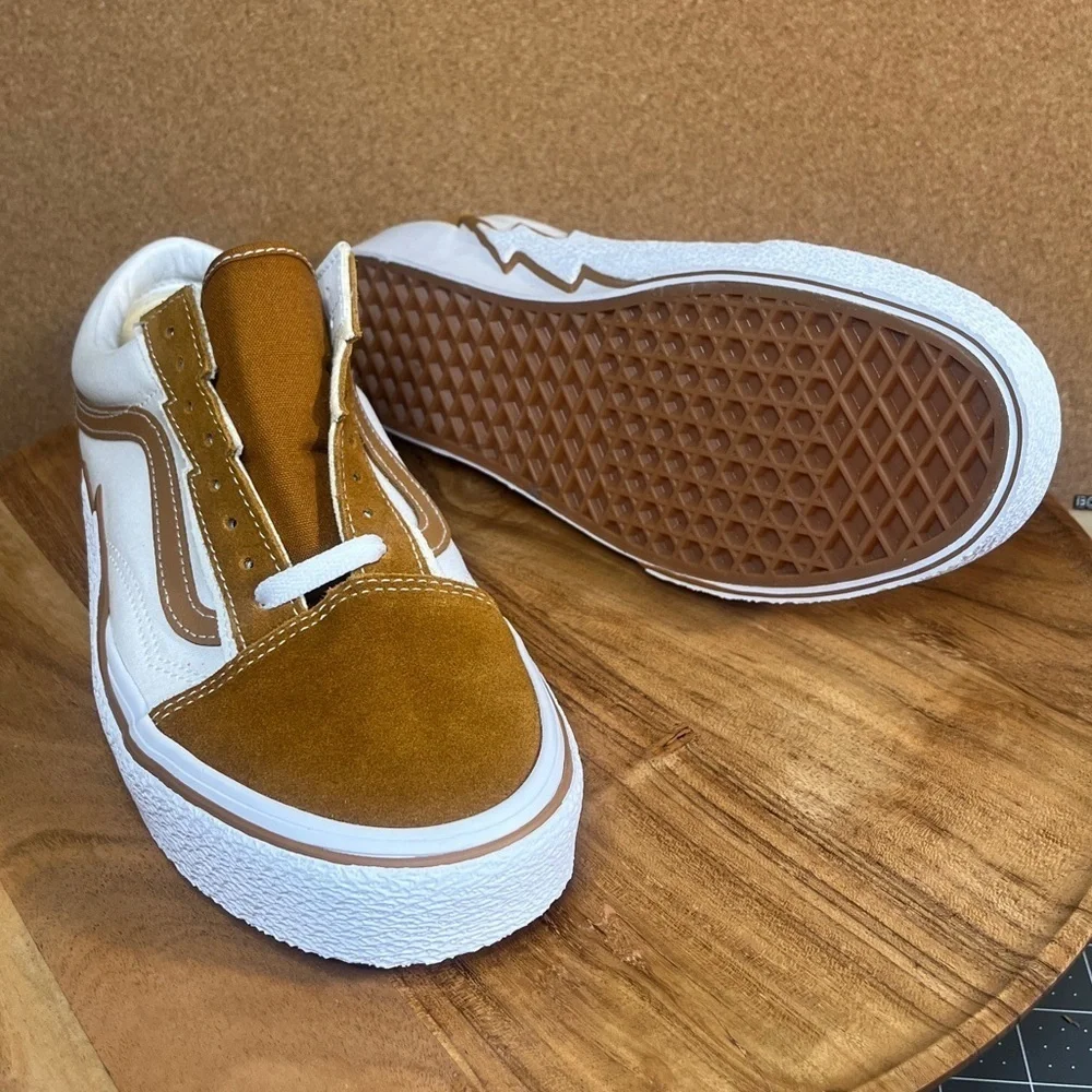 Vans Old skool Bolt ‘Cathay spice’ NWOT