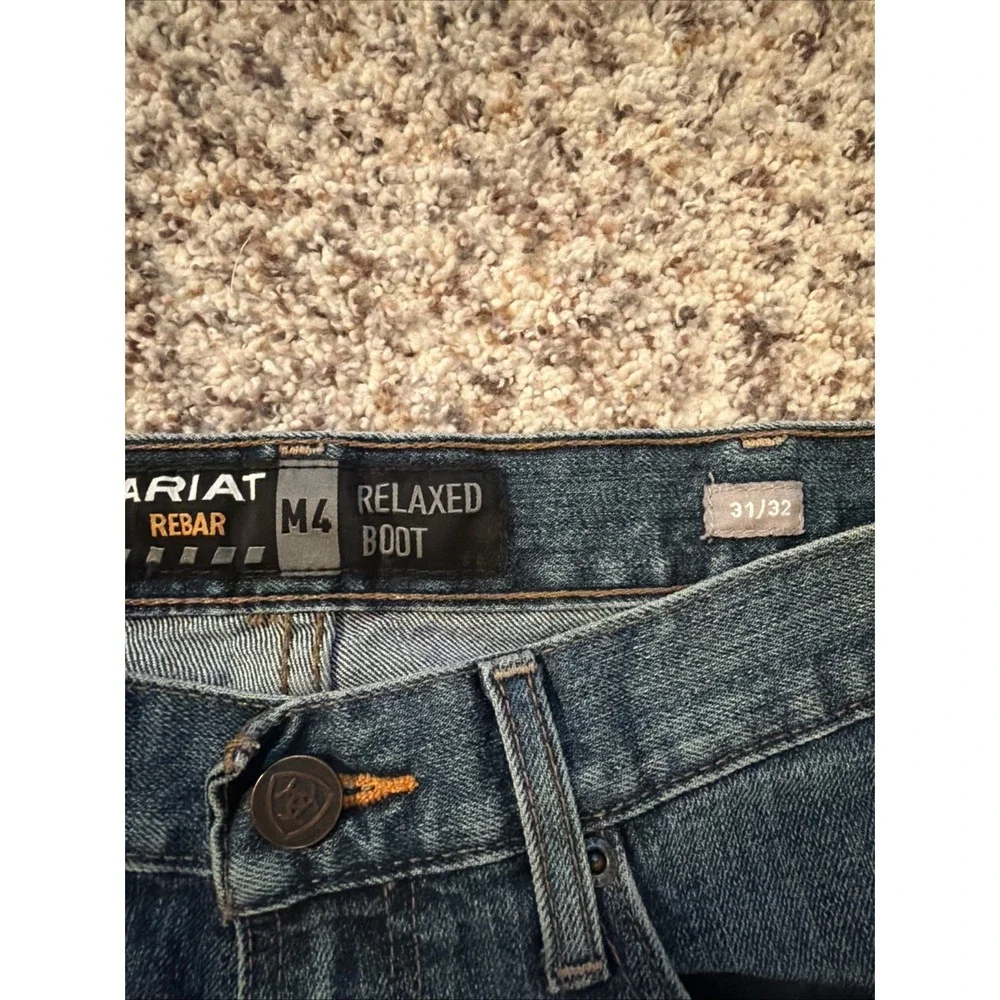 Ariat rebar m4