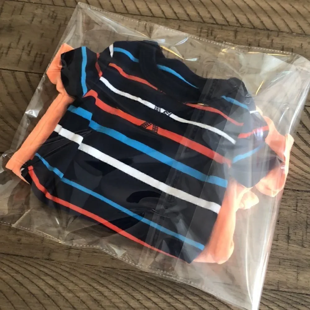 Carters nwot snap