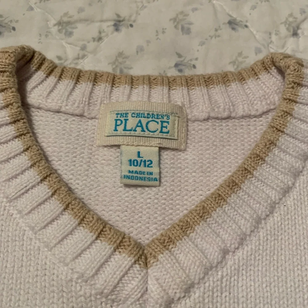 The Childrens Place kids sweater