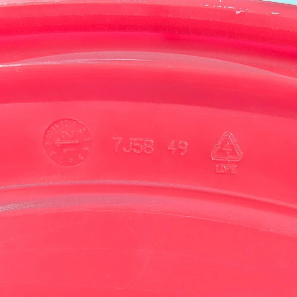 Rubbermaid excellent clean