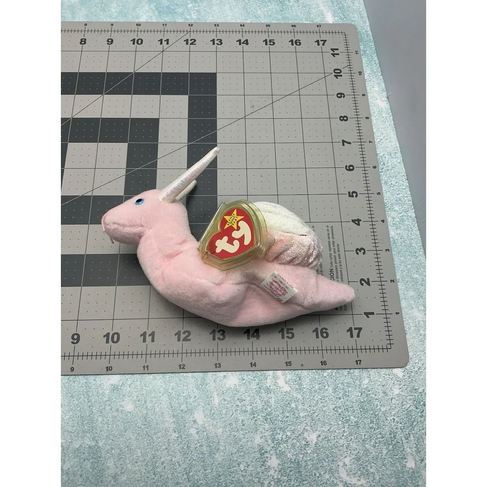 TYR ty beanie
