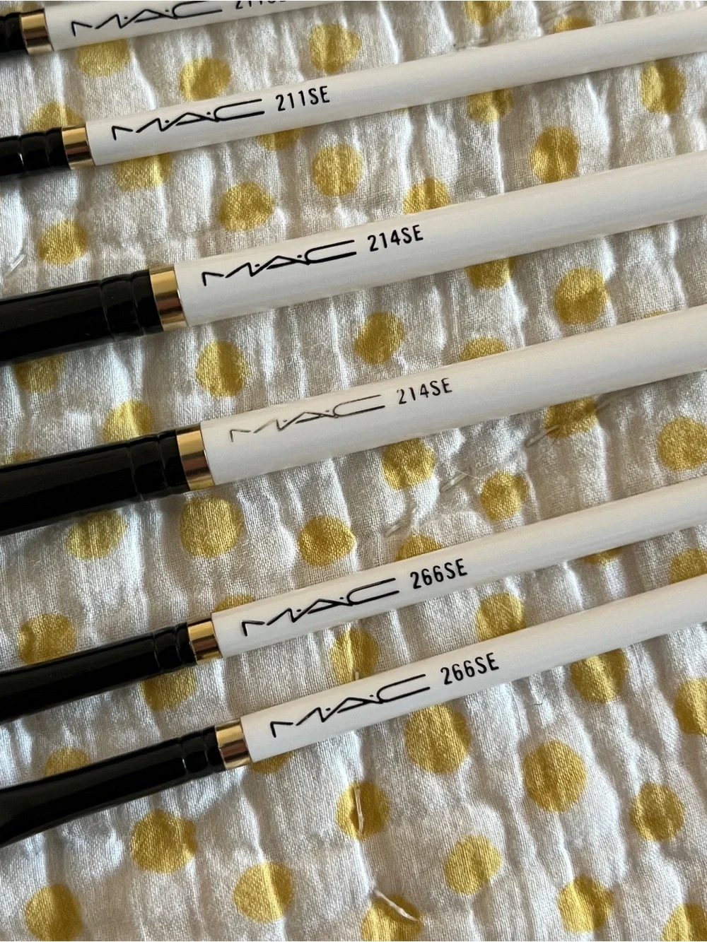 MAC Cosmetics gently used