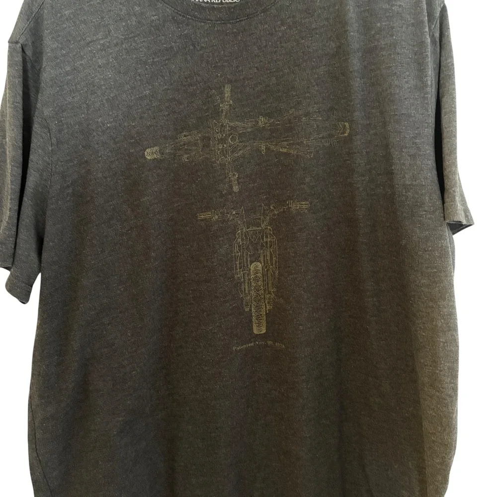 Banana Republic Men's Premium Wash Motorcycle Print T‎ Shirt Xl Heathered gray