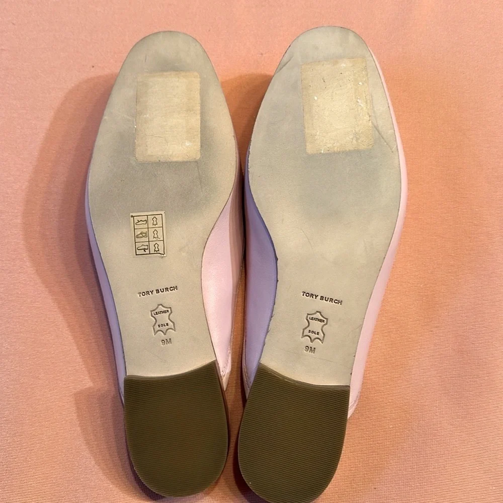 New TORY BURCH Leather Shoes. Pink. Size 9.