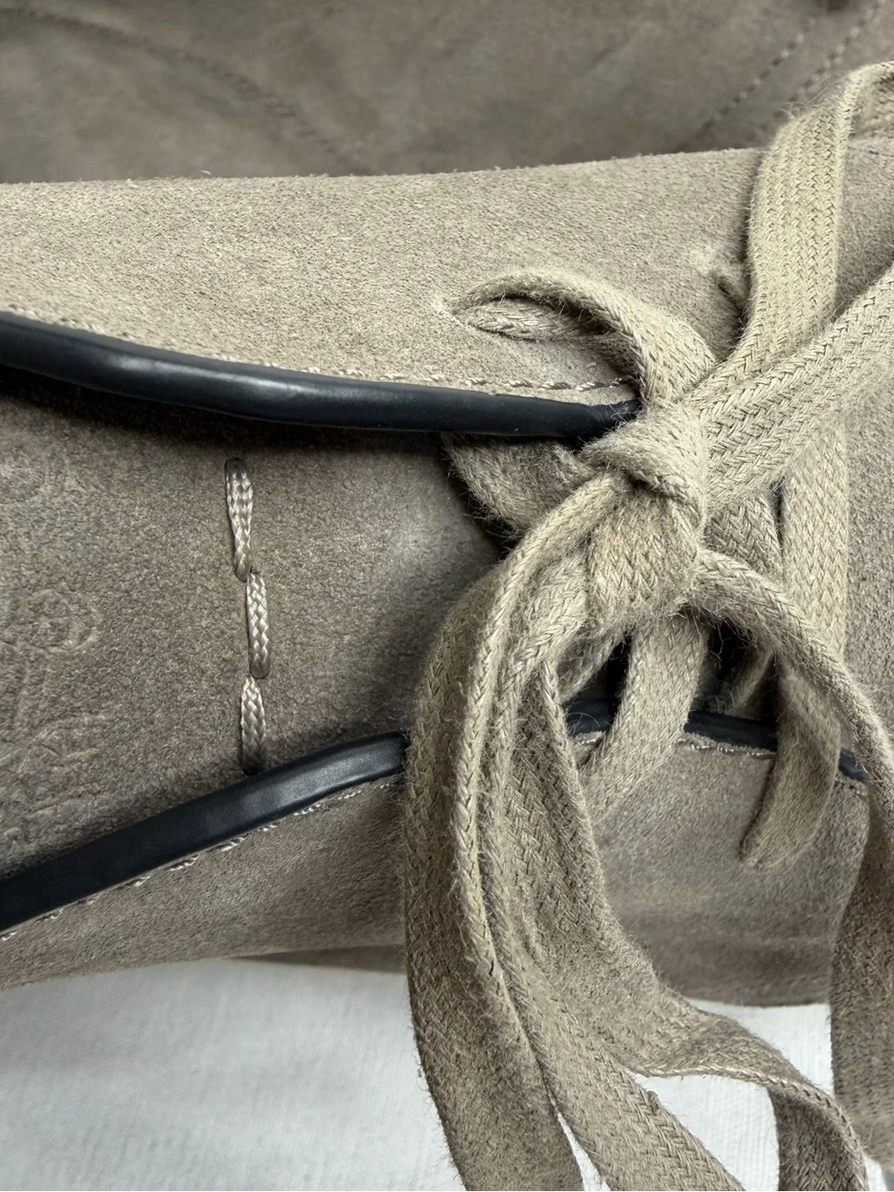 Coach suede taupe