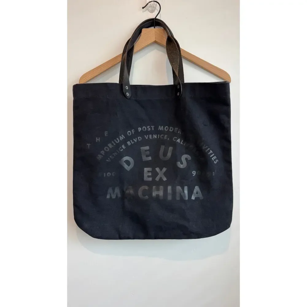 Deus Ex Machina rare deus