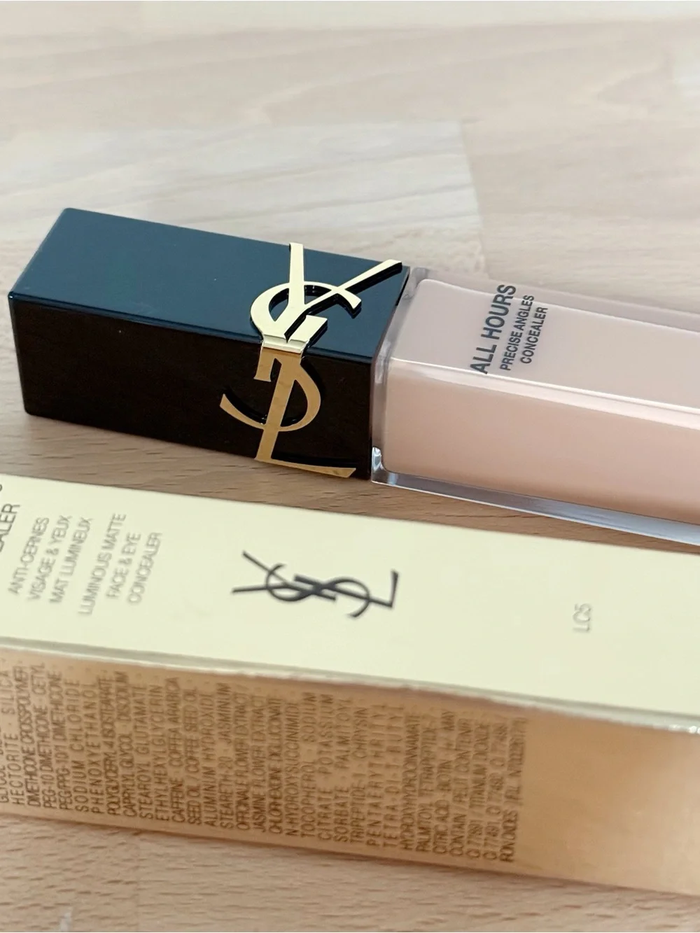 Yves Saint Laurent item ysl