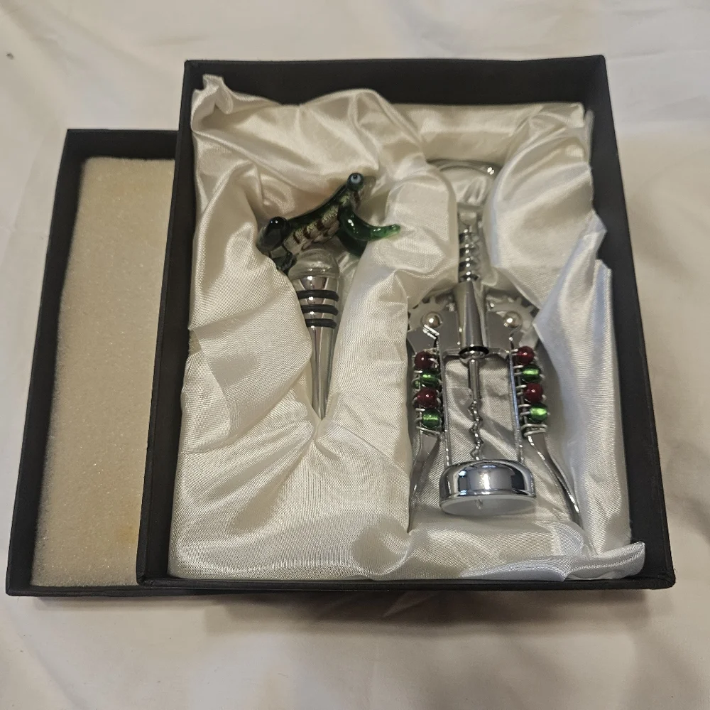 Glass Frog Wine Stopper and Opener in Gift Box