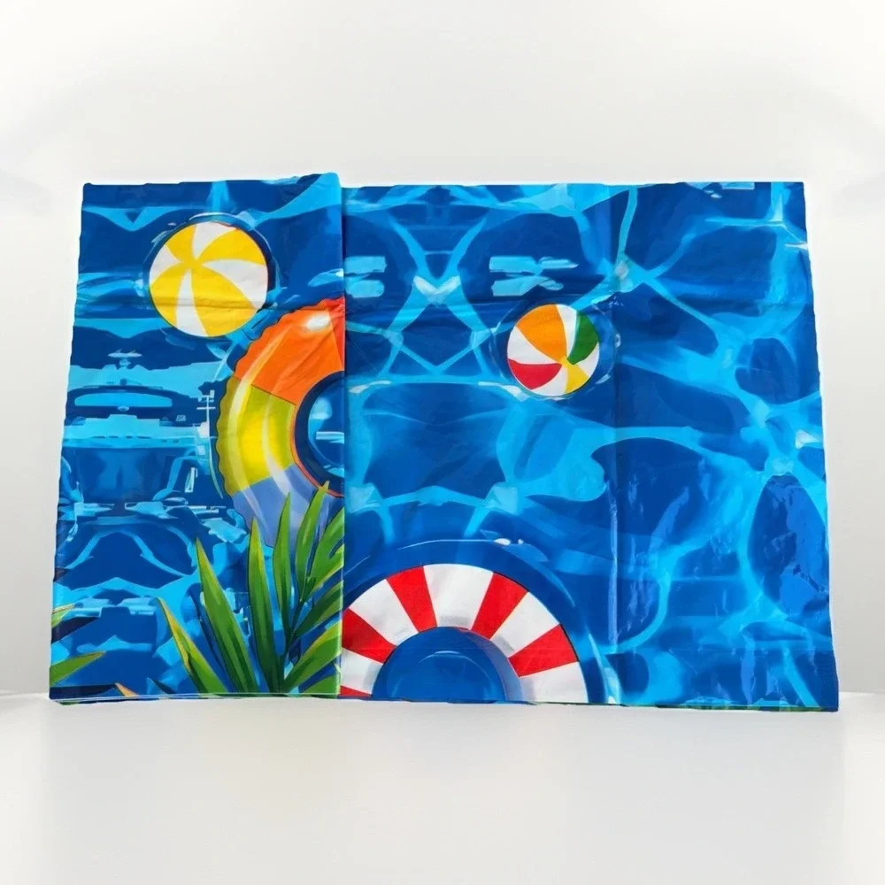 Funnytree pool party
