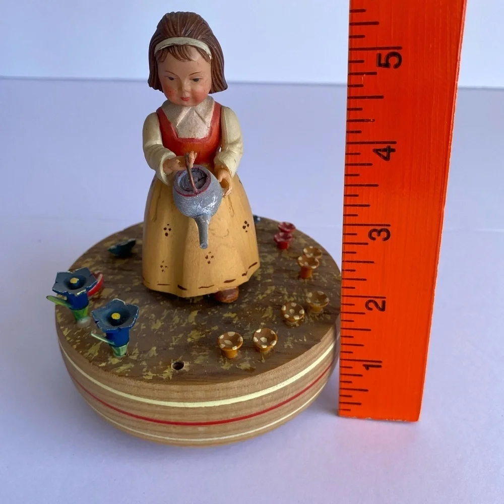 Reuge Anri music box