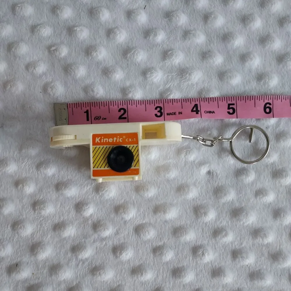 N/A vintage keychain