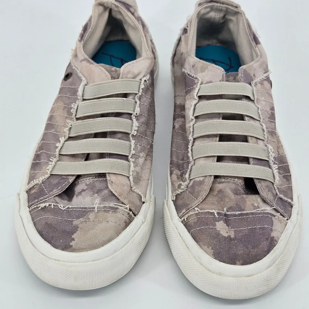 Blowfish Malibu Marley Grey Camo Distressed Slip On Sneaker Canvas Shoes 7