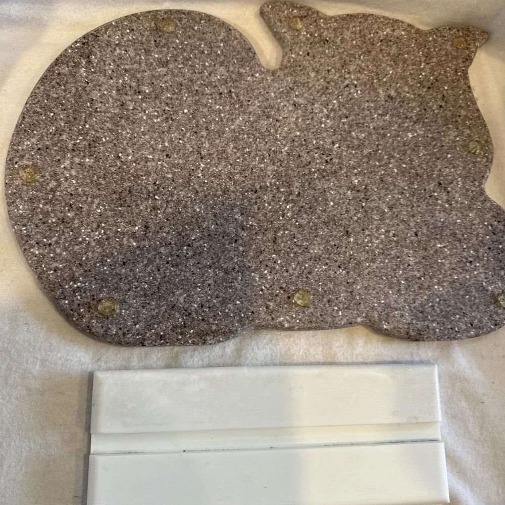Corian gently used
