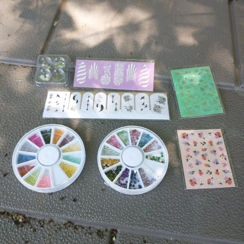 Nail art. Caviar beads stickers. Everything pictur