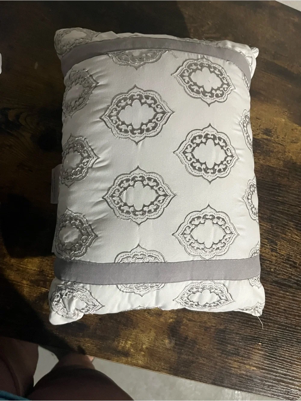 N/A white bed grey