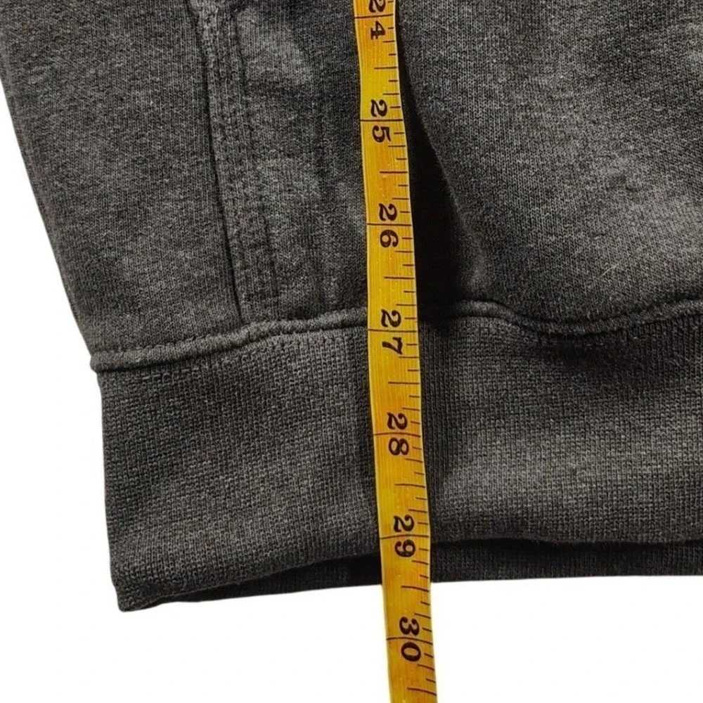 Carhartt loose fit