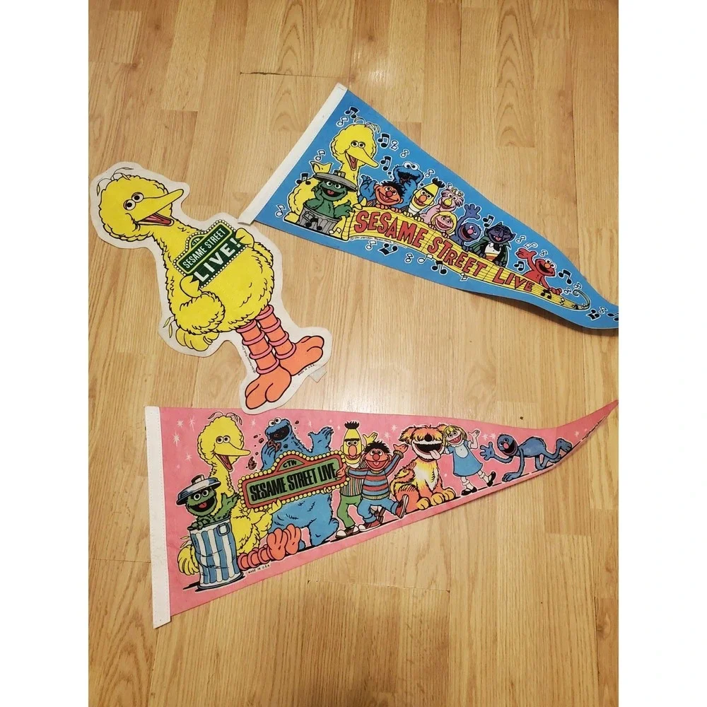 Vintage Sesame Street Live Pennants 4 Of Them.Big Bird, Fozzie