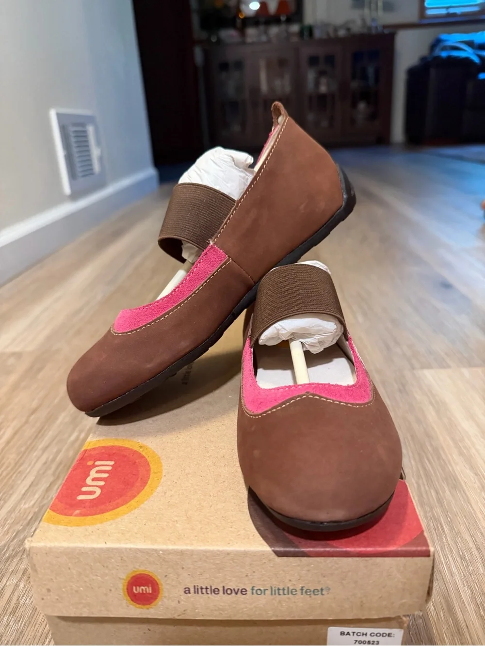 Mary Jane Umi Ballet Flat School Uniform Shoes Leather Size 1 US Girls EU32 NIB