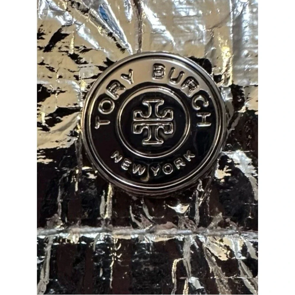 Tory Burch turn heads