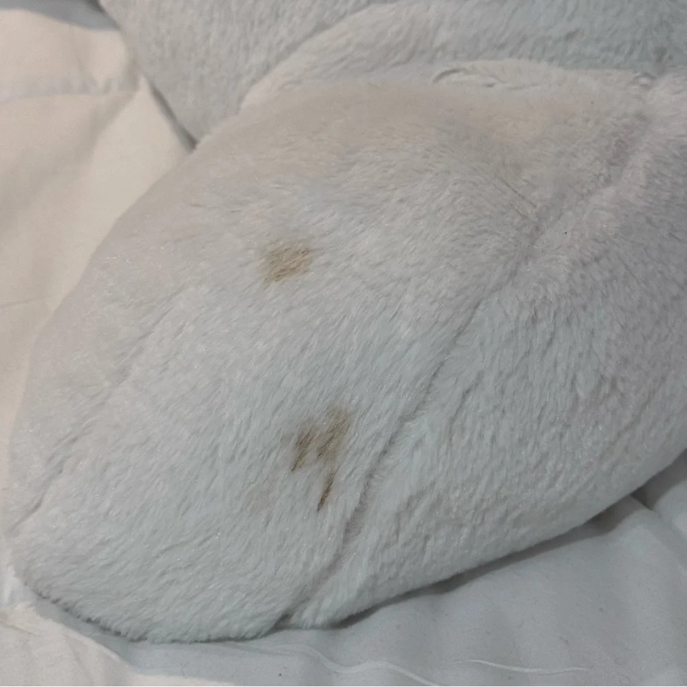 Pillowfort white fuzzy
