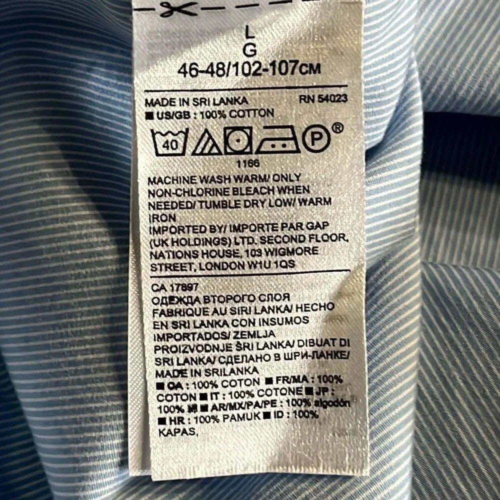 Banana Republic excellent see