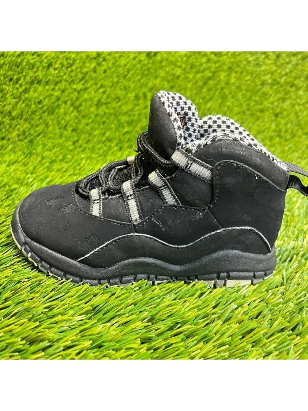 Nike all carefully