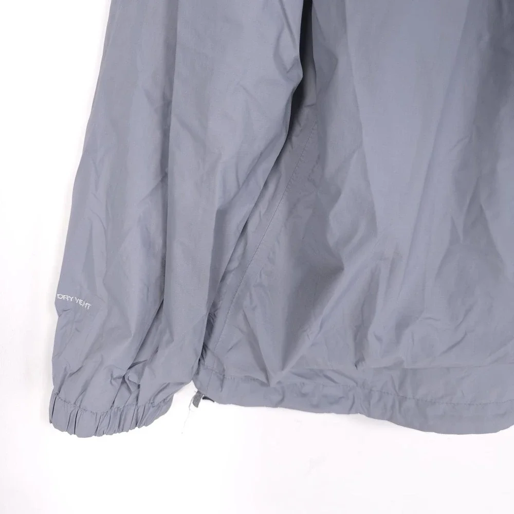 The North Face stay warm